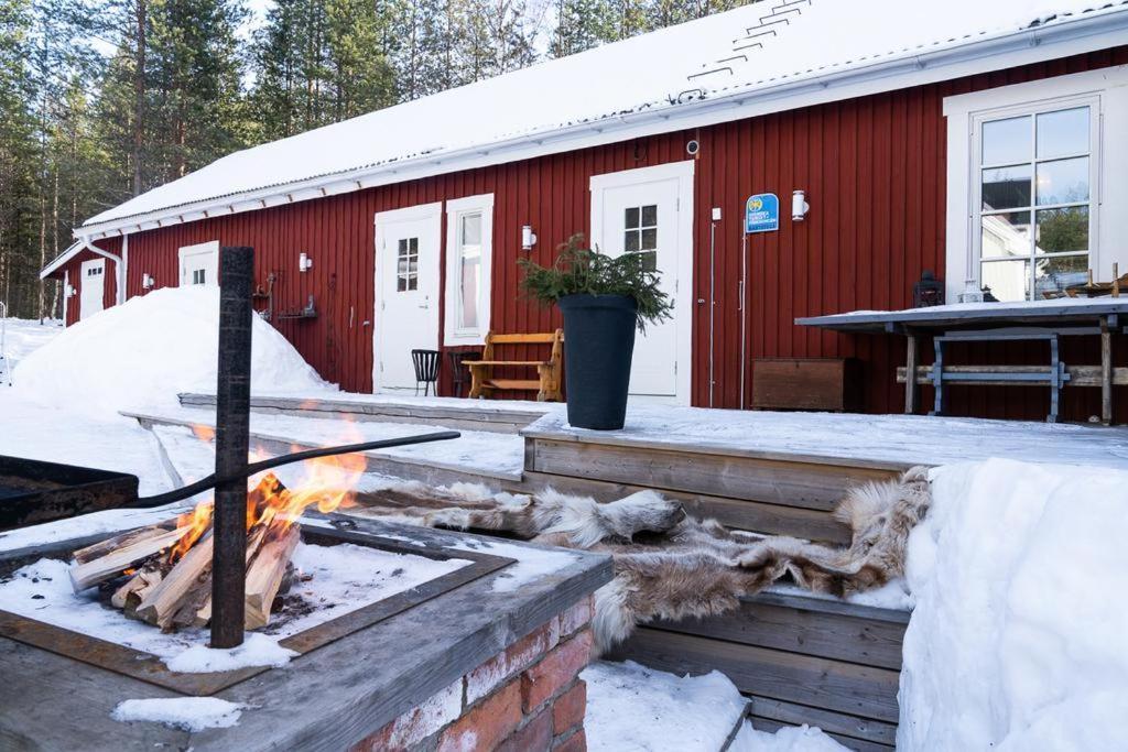 Torpet - Bed And Breakfast Med Charm Norrfjarden ภายนอก รูปภาพ
