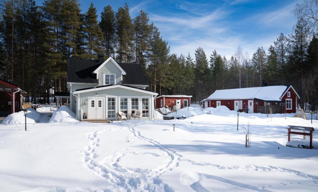 Torpet - Bed And Breakfast Med Charm Norrfjarden ภายนอก รูปภาพ